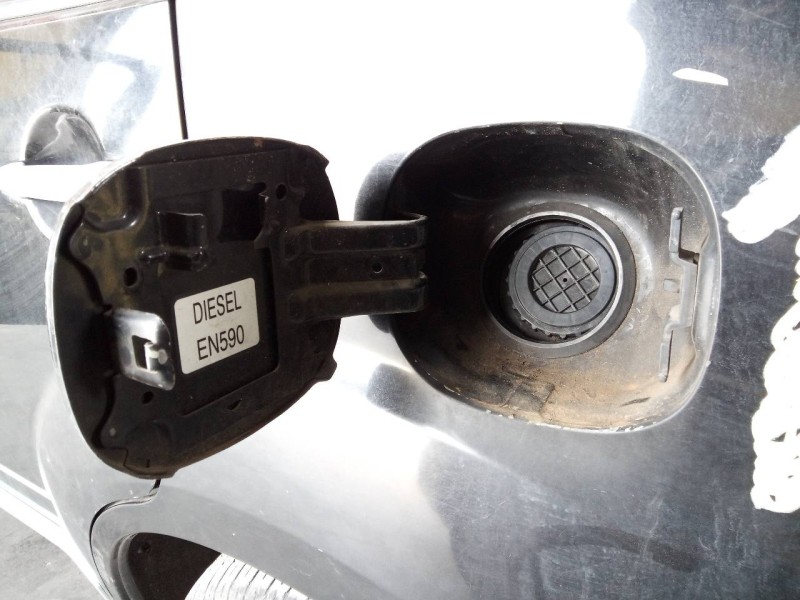 Recambio de tapa exterior combustible para mitsubishi outlander (cw0) 2.2 di-d kaiteki plus referencia OEM IAM   