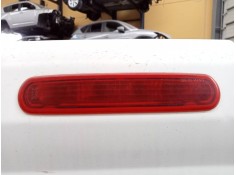 LUZ CENTRAL DE FRENO 