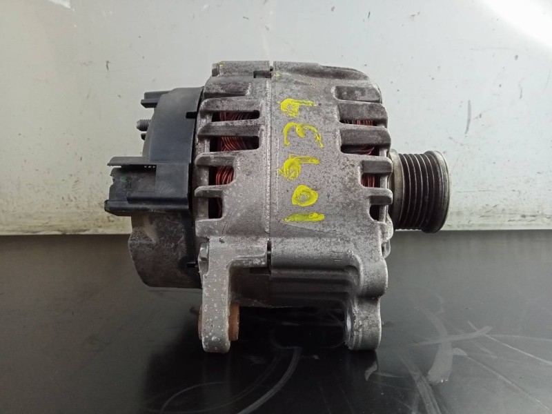 Recambio de alternador para audi a3 sportback (8va) attraction referencia OEM IAM 03L903023L  P3-A5-23-2