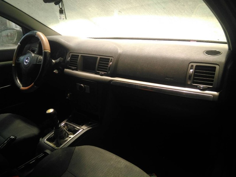 opel vectra c berlina del año 2006