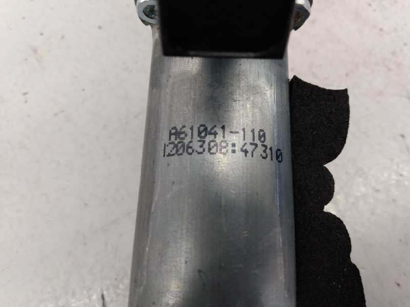 Recambio de motor elevalunas trasero derecho para mercedes-benz clase cla (w117) cla 220 cdi (117.303) referencia OEM IAM A61041