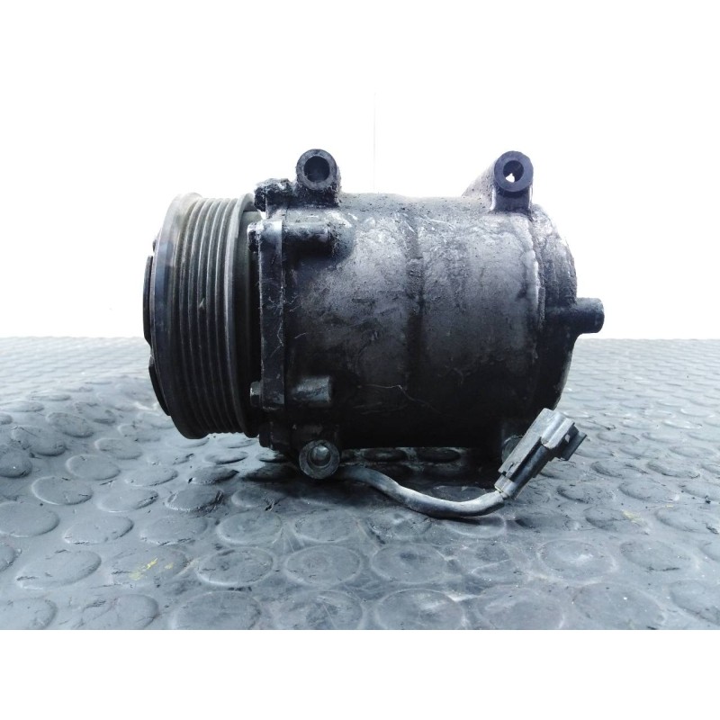 Recambio de compresor aire acondicionado para ford fiesta (cb1) ambiente referencia OEM IAM 8V5119D629DF  P3-B3-23-1