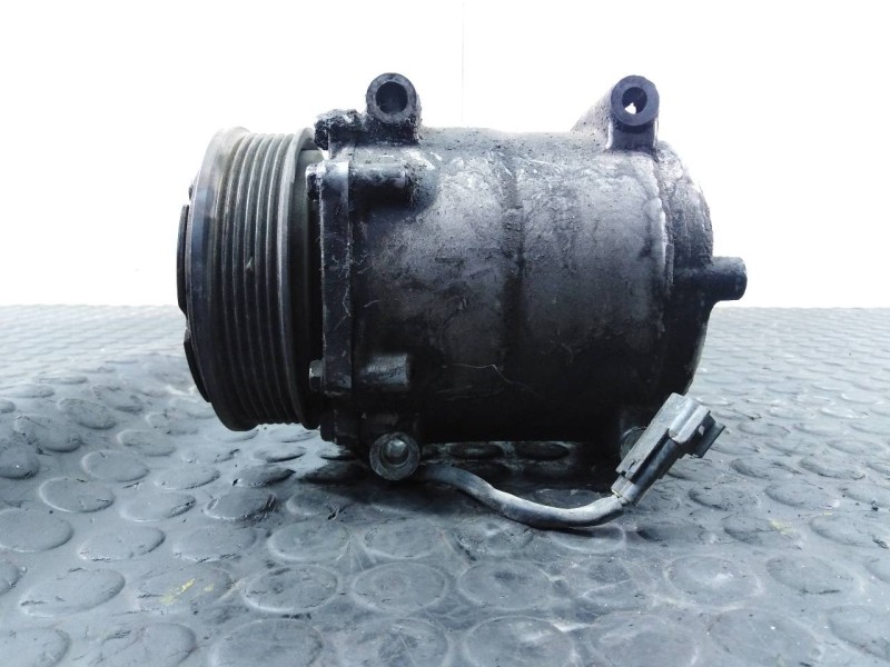 Recambio de compresor aire acondicionado para ford fiesta (cb1) ambiente referencia OEM IAM 8V5119D629DF  P3-B3-23-1