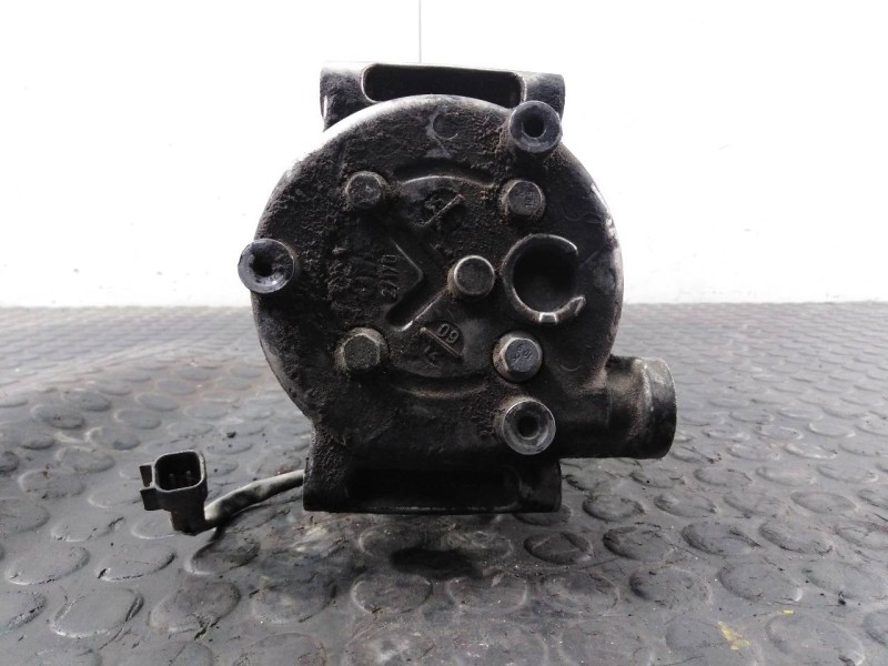 Recambio de compresor aire acondicionado para ford fiesta (cb1) ambiente referencia OEM IAM 8V5119D629DF  P3-B3-23-1