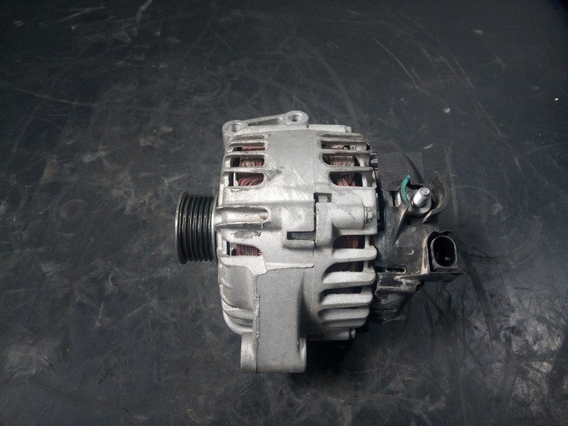 Recambio de alternador para ford ka+ white edition referencia OEM IAM 111307104 CN1510300CC P3-B6-7-3