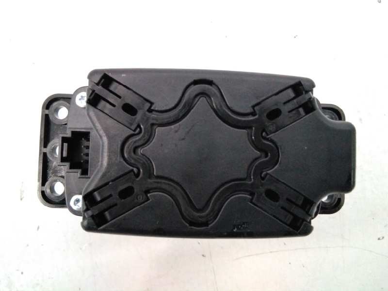 Recambio de sistema navegacion gps para mercedes-benz clase cla (w117) cla 220 cdi (117.303) referencia OEM IAM A2469000212 A246