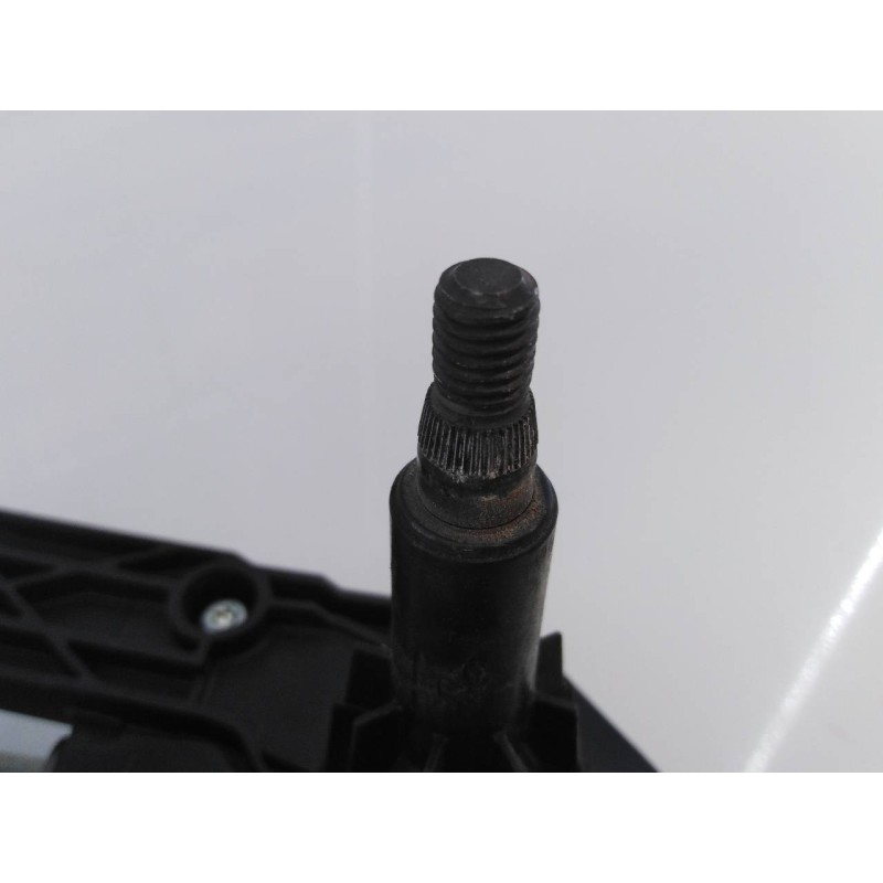 Recambio de motor limpia trasero para peugeot 208 active referencia OEM IAM 9673251380A W000020794 E1-A4-24-2