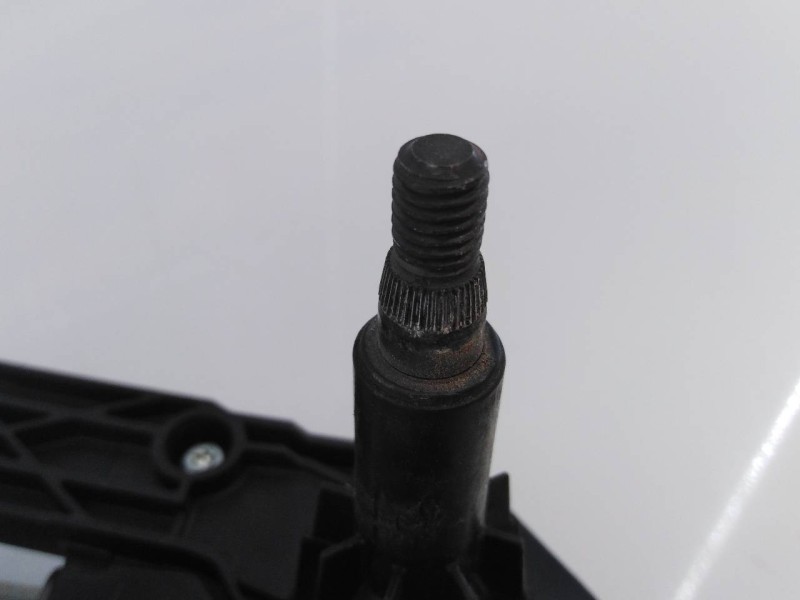 Recambio de motor limpia trasero para peugeot 208 active referencia OEM IAM 9673251380A W000020794 E1-A4-24-2