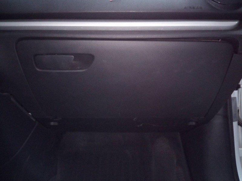 Recambio de guantera para audi a3 sportback (8va) attraction referencia OEM IAM   