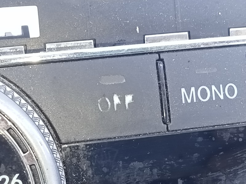 Recambio de mando climatizador para mercedes-benz clase c (w204) berlina c 220 cdi (204.008) referencia OEM IAM 2048300590  E3-A