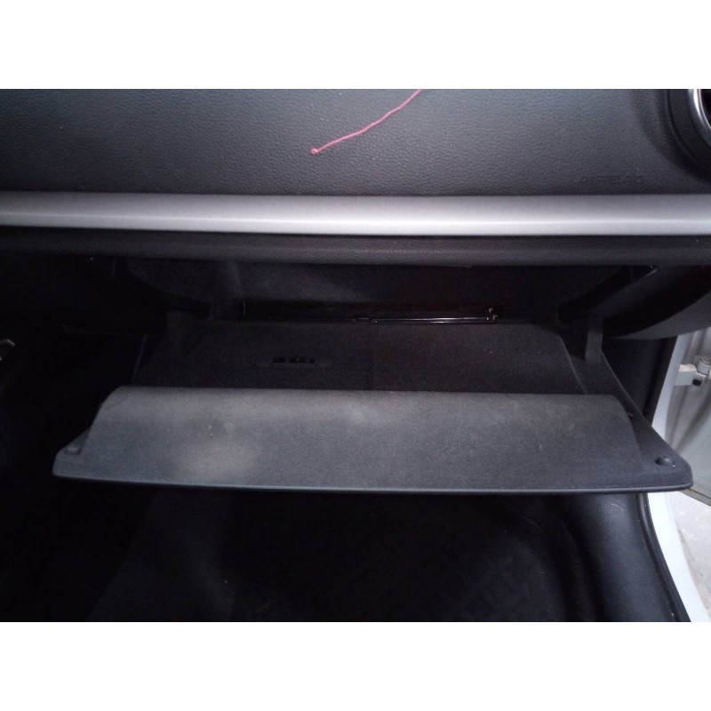 Recambio de guantera para audi a3 sportback (8va) attraction referencia OEM IAM   
