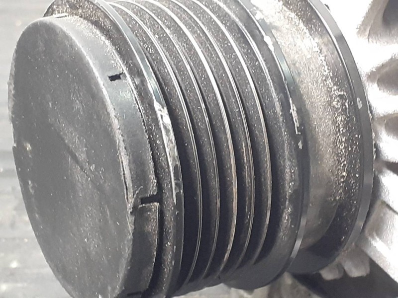 Recambio de alternador para chrysler voyager (rg) referencia OEM IAM 835535160  P3-B6-9-1