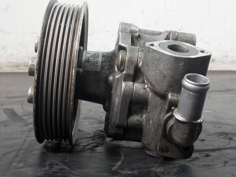 Recambio de bomba direccion para porsche cayenne (typ 92aa) diesel referencia OEM IAM 7P5422154C 7651955185 P3-B4-7-4
