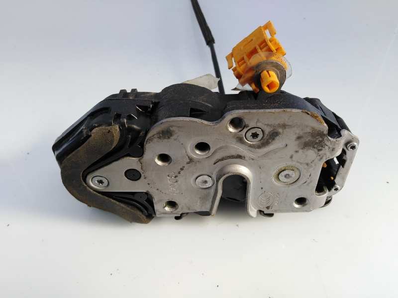 Recambio de cerradura puerta trasera derecha para opel astra j lim. excellence referencia OEM IAM   E2-B6-10-2