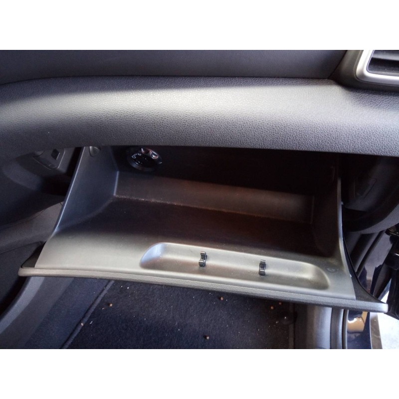 Recambio de guantera para hyundai tucson style 2wd referencia OEM IAM   