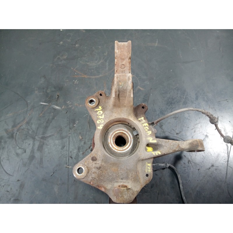 Recambio de mangueta delantera derecha para renault megane iii berlina 5 p dynamique referencia OEM IAM 184N  P1- A4-12