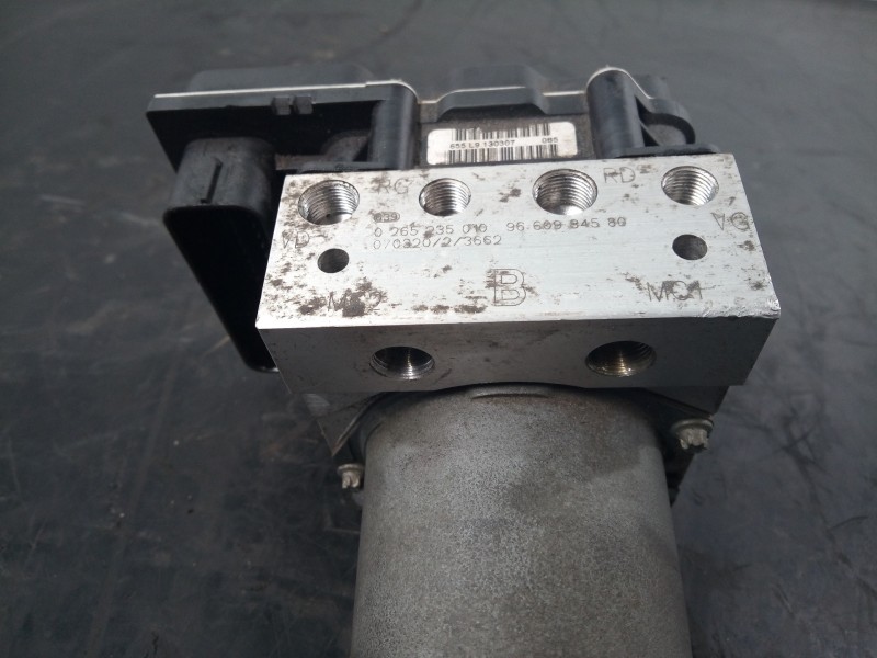 Recambio de abs para citroën c4 picasso exclusive referencia OEM IAM 9664148780 9660934580 P3-B8-22-4