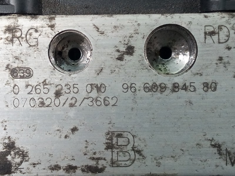 Recambio de abs para citroën c4 picasso exclusive referencia OEM IAM 9664148780 9660934580 P3-B8-22-4