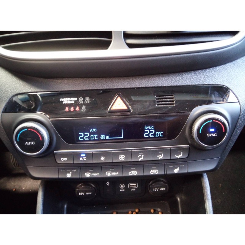 Recambio de mando climatizador para hyundai tucson style 2wd referencia OEM IAM 97250D7FD0  E3-A3-39-4