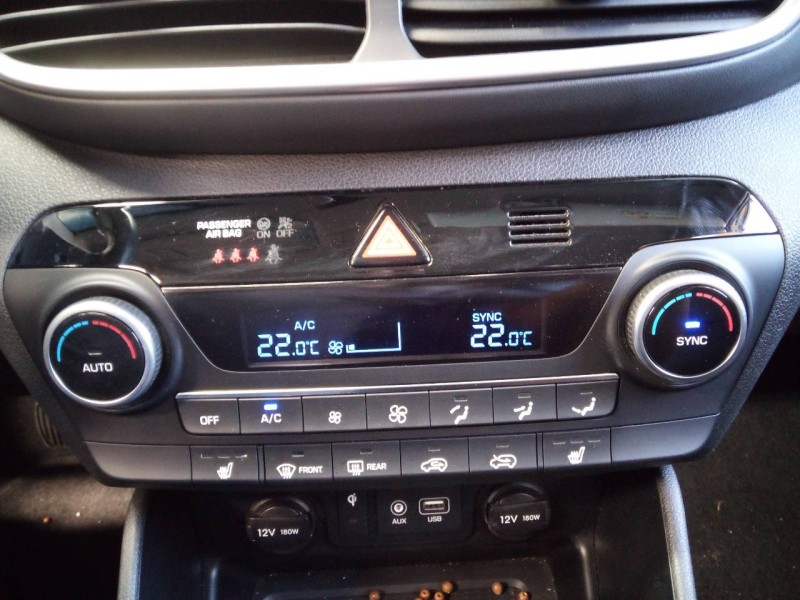 Recambio de mando climatizador para hyundai tucson style 2wd referencia OEM IAM 97250D7FD0  E3-A3-39-4