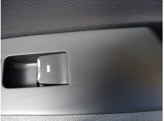 MANDO ELEVALUNAS TRASERO DERECHO 