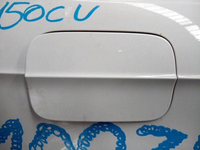 Recambio de tapa exterior combustible para audi a3 sportback (8va) attraction referencia OEM IAM   