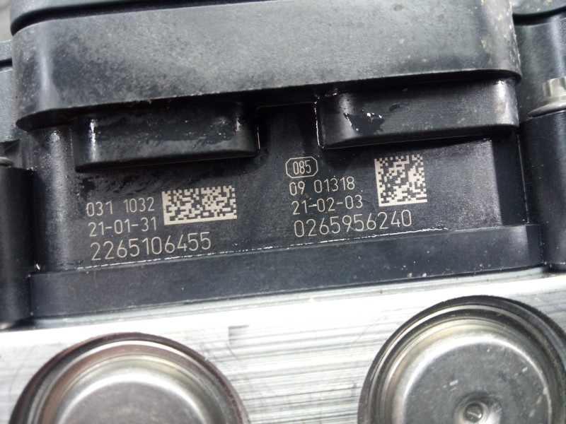 Recambio de abs para opel vivaro furgón m innovation referencia OEM IAM 9808055980 9821150280 P3-A8-8-3