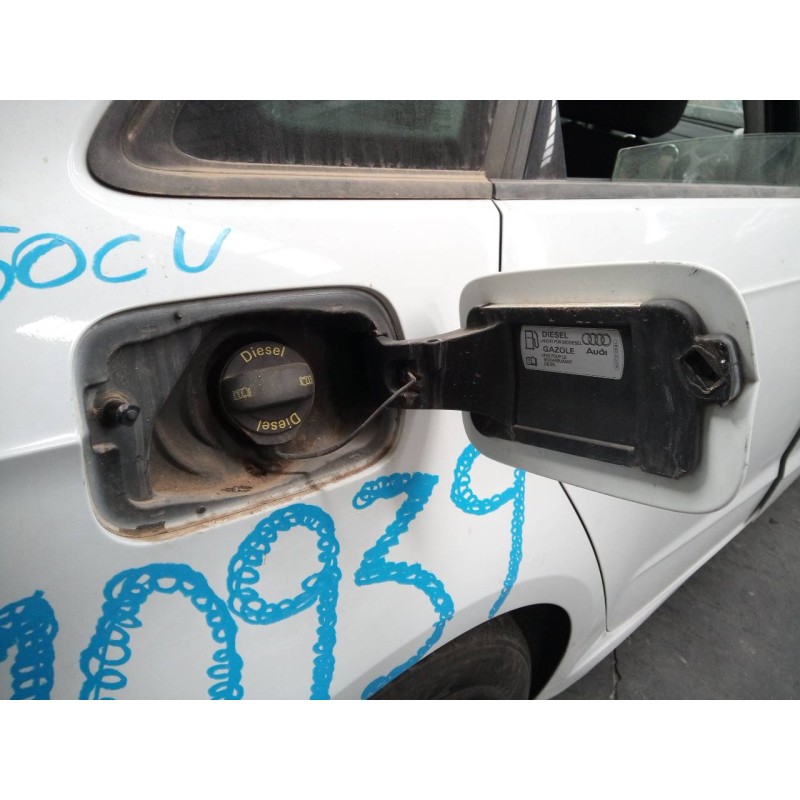 Recambio de tapa exterior combustible para audi a3 sportback (8va) attraction referencia OEM IAM   