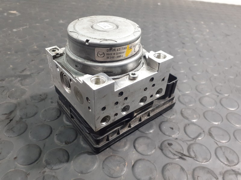 Recambio de abs para mazda 2 lim. () center-line referencia OEM IAM A426G 06210973823 P3-A8-20-2