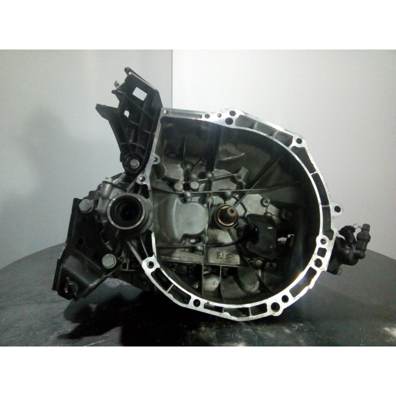 Recambio de caja cambios para citroën c-elysée seduction referencia OEM IAM 20CR15  M1-B2-100