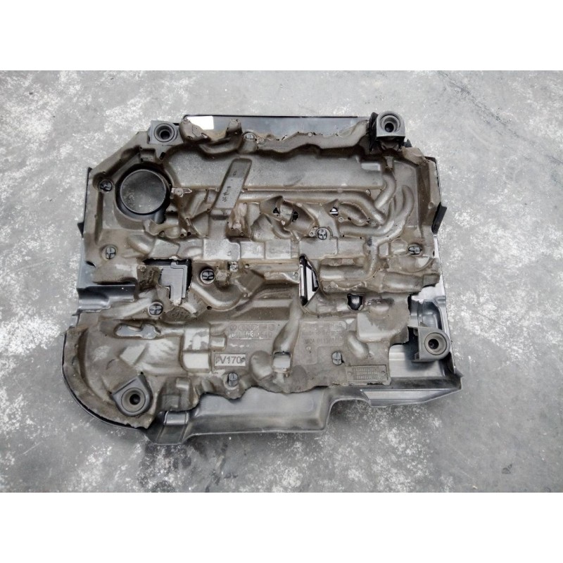 Recambio de tapa motor para audi a3 sportback (8va) attraction referencia OEM IAM   