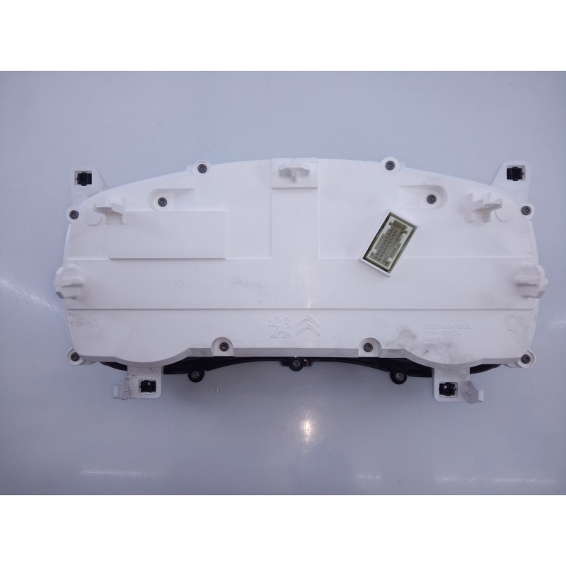 Recambio de cuadro instrumentos para opel vivaro furgón m innovation referencia OEM IAM 9837472880  E3-A5-17-3