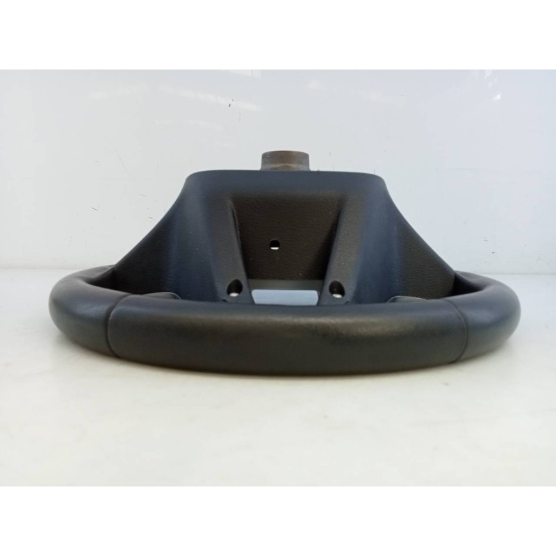 Recambio de volante para hyundai tucson style 2wd referencia OEM IAM 96710D7515UMB 3109929C9LAB E2-B5-49-1