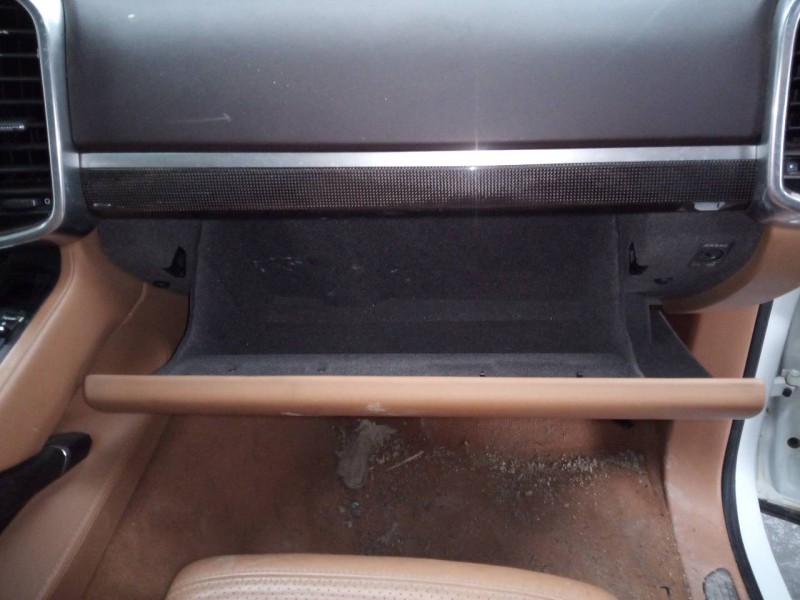 Recambio de guantera para porsche cayenne (typ 92aa) diesel referencia OEM IAM   