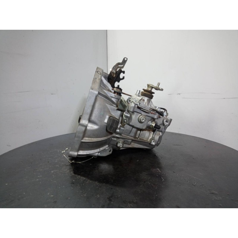 Recambio de caja cambios para peugeot 108 active referencia OEM IAM 20TT57  M1-B2-157