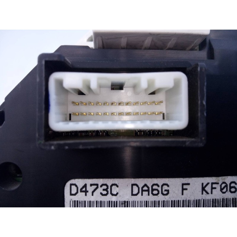 Recambio de cuadro instrumentos para mazda 2 lim. () center-line referencia OEM IAM D473CDA6GF 190515040 E3-B5-3-2