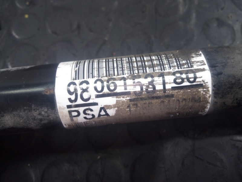 Recambio de transmision delantera derecha para opel vivaro furgón m innovation referencia OEM IAM 9806158180  P1-A6-37