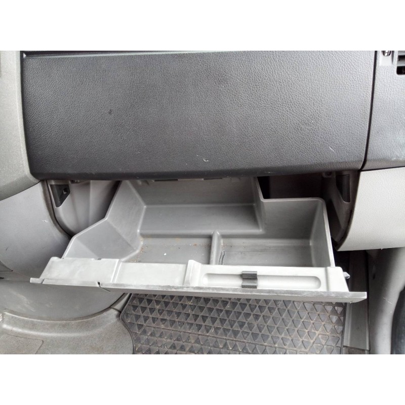 Recambio de guantera para volkswagen crafter caja cerrada caja cerrada 35 referencia OEM IAM   