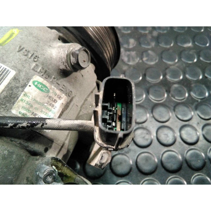 Recambio de compresor aire acondicionado para hyundai ix35 comfort 2wd referencia OEM IAM 977012Y050 F500NE9DB04 P3-A2-3-4
