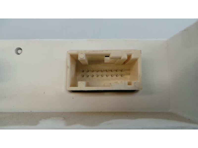 Recambio de cuadro instrumentos para peugeot 308 active referencia OEM IAM 9807588280  E1-A4-11-1