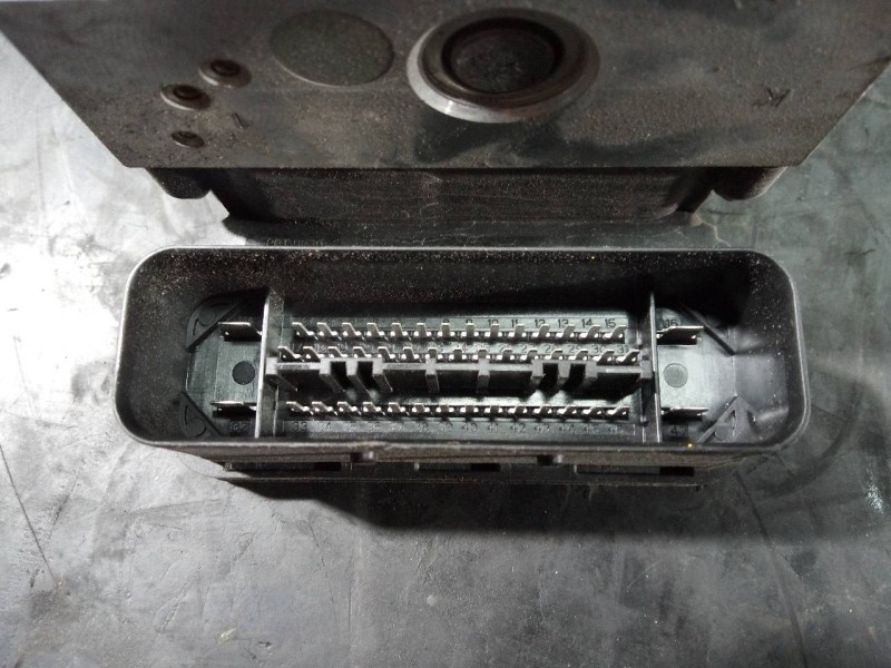 Recambio de abs para bmw serie 1 lim. (f20) 118d referencia OEM IAM 3451686224601  P3-B8-23-1