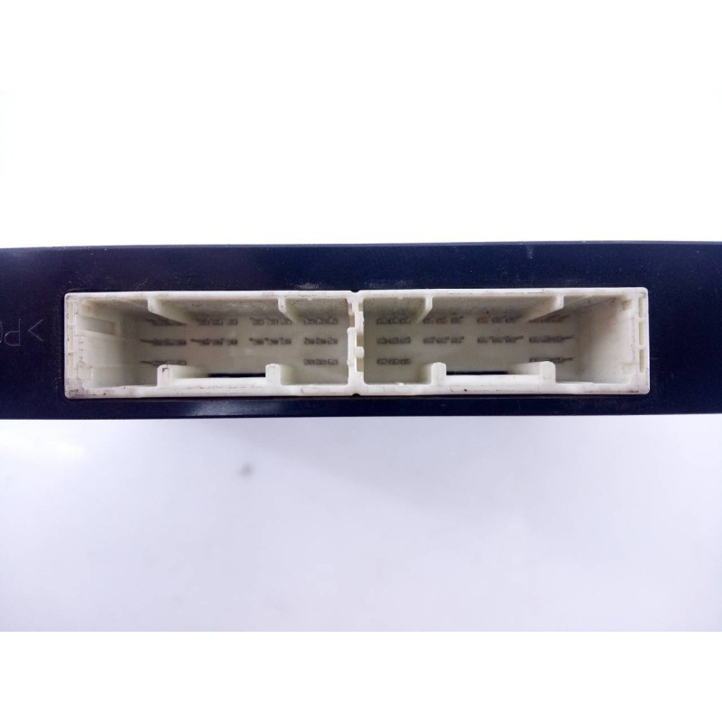 Recambio de modulo electronico para toyota land cruiser (j15) basis referencia OEM IAM 8969060030 1028501400 E3-B2-31-2