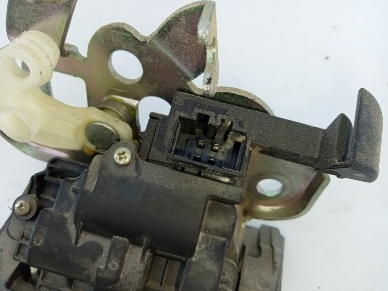 Recambio de cerradura maletero / porton para audi a6 avant (4g5) 3.0 tdi referencia OEM IAM   E1-B6-52-2