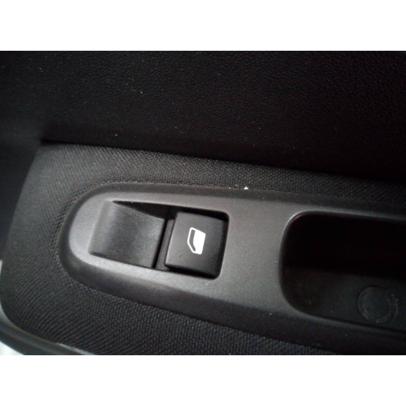 Recambio de mando elevalunas trasero derecho para citroën c3 collection referencia OEM IAM   