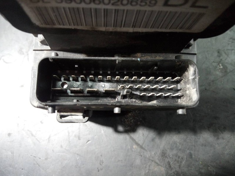 Recambio de abs para kia sorento 2.5 crdi ex referencia OEM IAM 589103E310  P3-A8-15-5