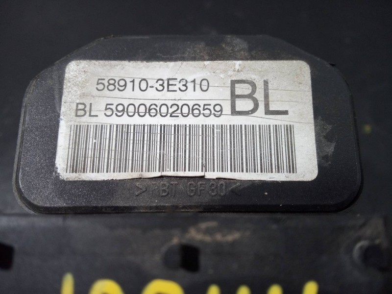 Recambio de abs para kia sorento 2.5 crdi ex referencia OEM IAM 589103E310  P3-A8-15-5