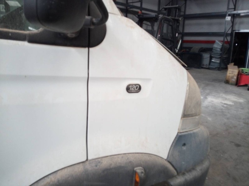 Recambio de aleta delantera derecha para renault mascott fg 120. 35/55/65 cabina individual referencia OEM IAM   