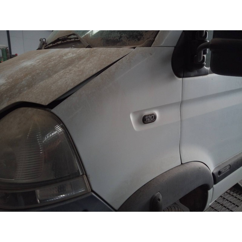 Recambio de aleta delantera izquierda para renault mascott fg 120. 35/55/65 cabina individual referencia OEM IAM   