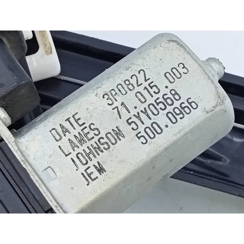 Recambio de elevalunas delantero derecho para bmw serie 1 lim. (f20) 118d referencia OEM IAM 71015003 5000966 E1-A3-52-1