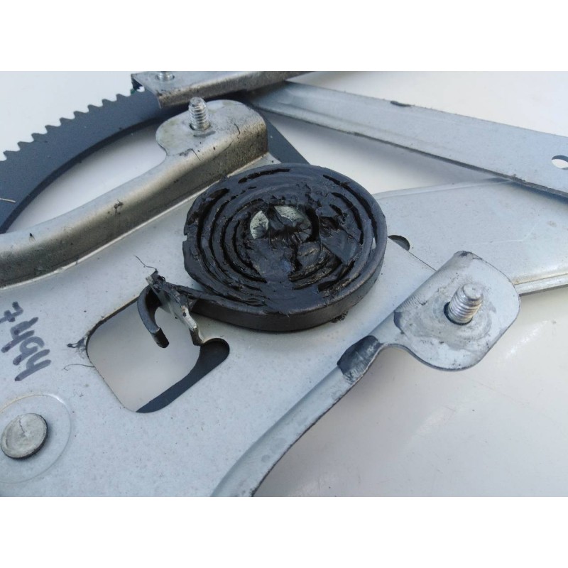 Recambio de elevalunas delantero izquierdo para chevrolet aveo ls referencia OEM IAM 96652141  E2-B6-25-2